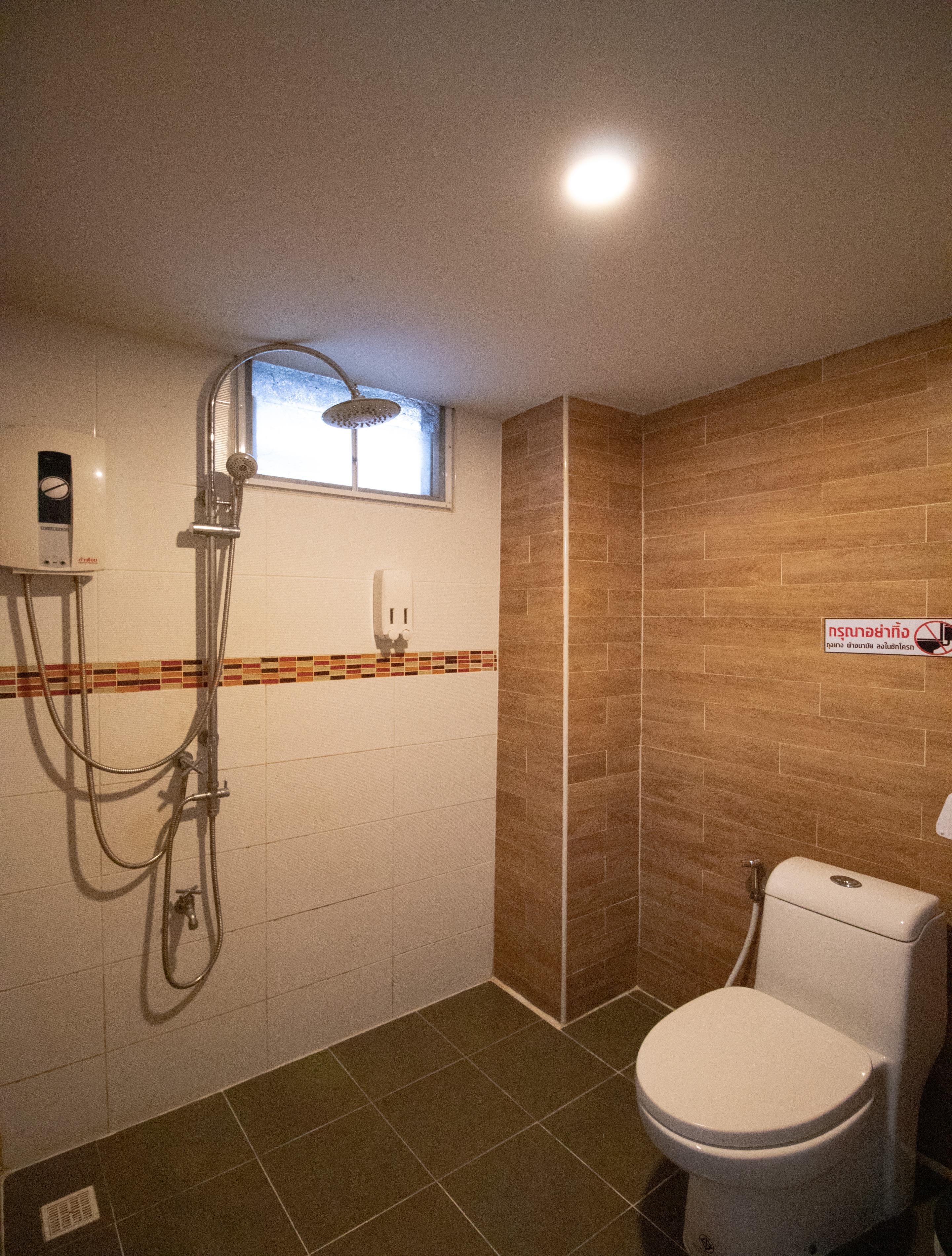 Kun Hotel Nakhonratchasima Exteriér fotografie